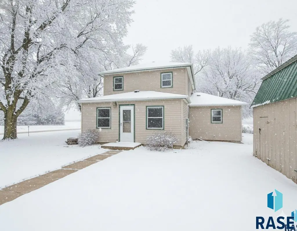 45390 284th St, Hurley, SD 57036 - Image #1