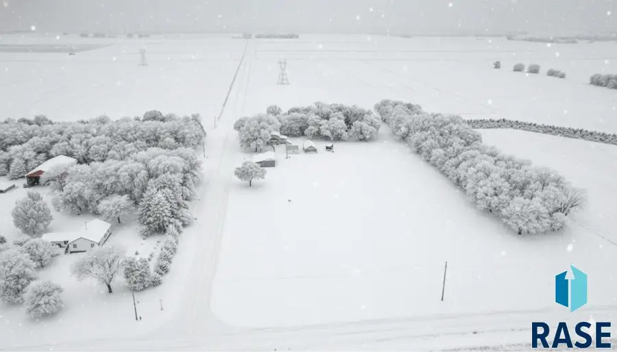 45390 284th St, Hurley, SD 57036 - Image #2