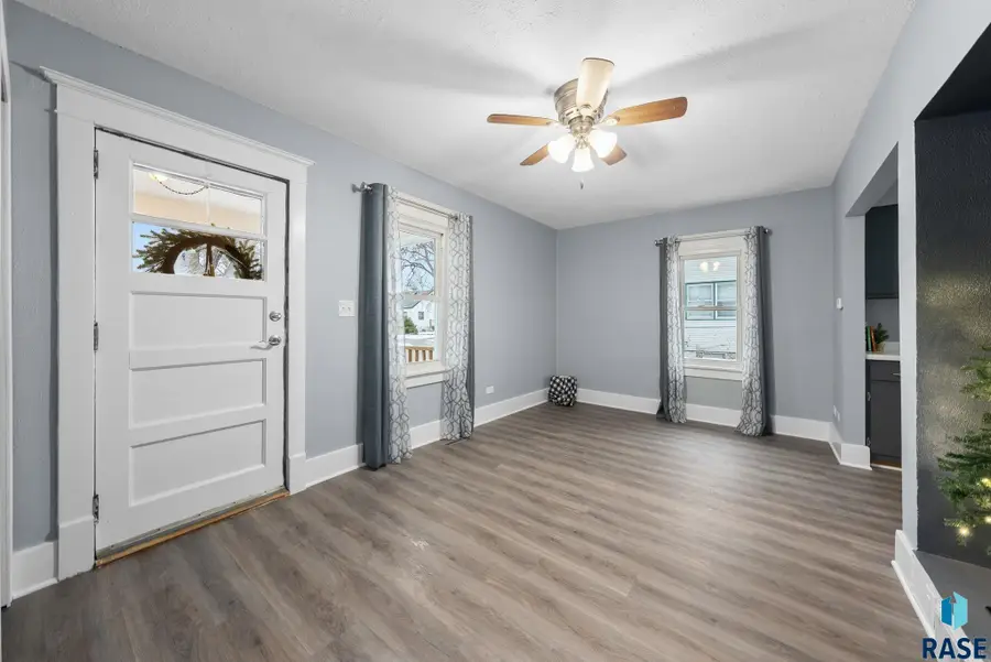 1425 E 5th St, Sioux Falls, SD 57103 - Image #2