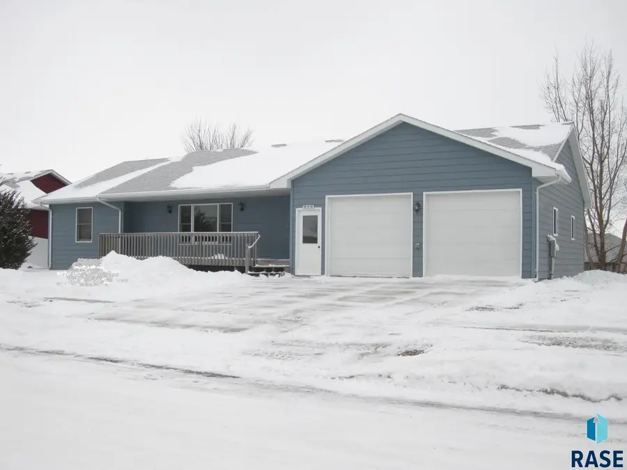 525 Valley View Ave, Baltic, SD 57003 - Image #2