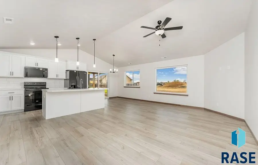 601 N Union Ave, Sioux Falls, SD 57110 - Image #3