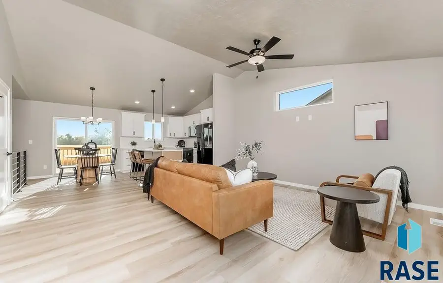 604 N Union Ave, Sioux Falls, SD 57110 - Image #3