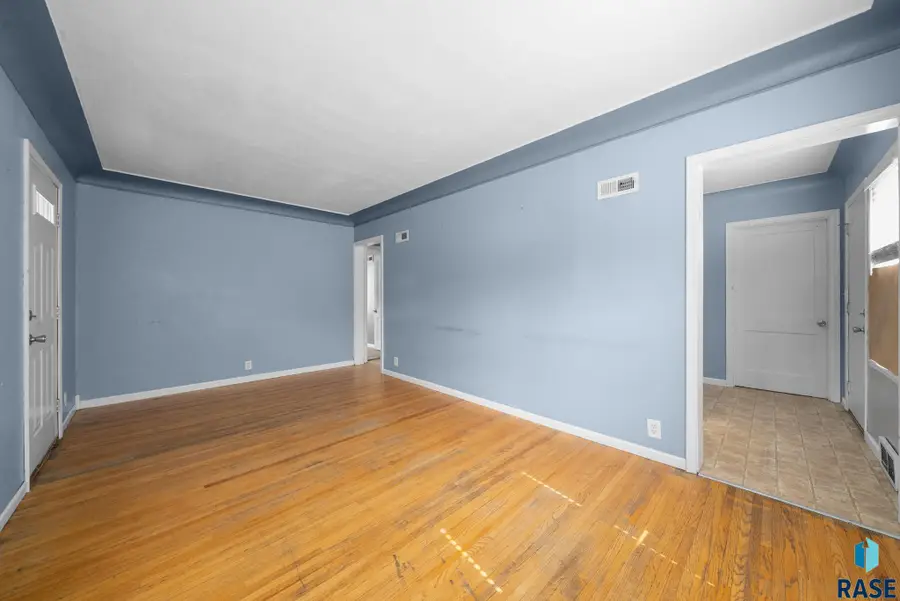 900 S 4th Ave, Sioux Falls, SD 57104 - Image #3