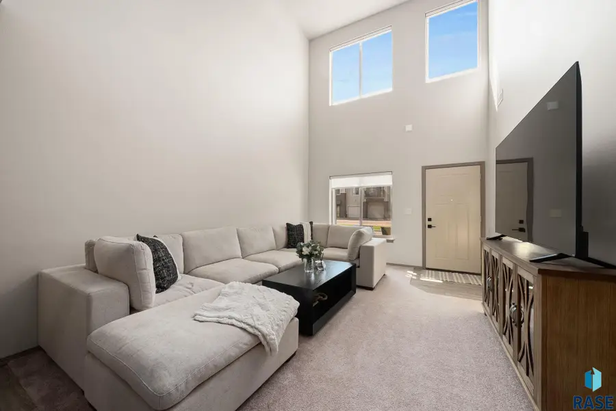 7705 S Townsley Ave #8, Sioux Falls, SD 57108 - Image #3