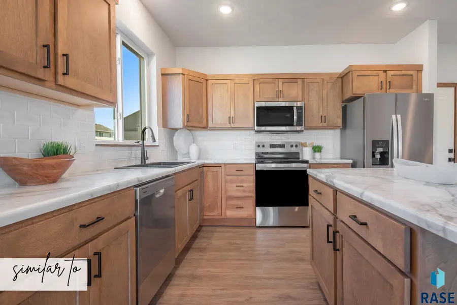 2700 S Broek Dr, Sioux Falls, SD 57106 - Image #3