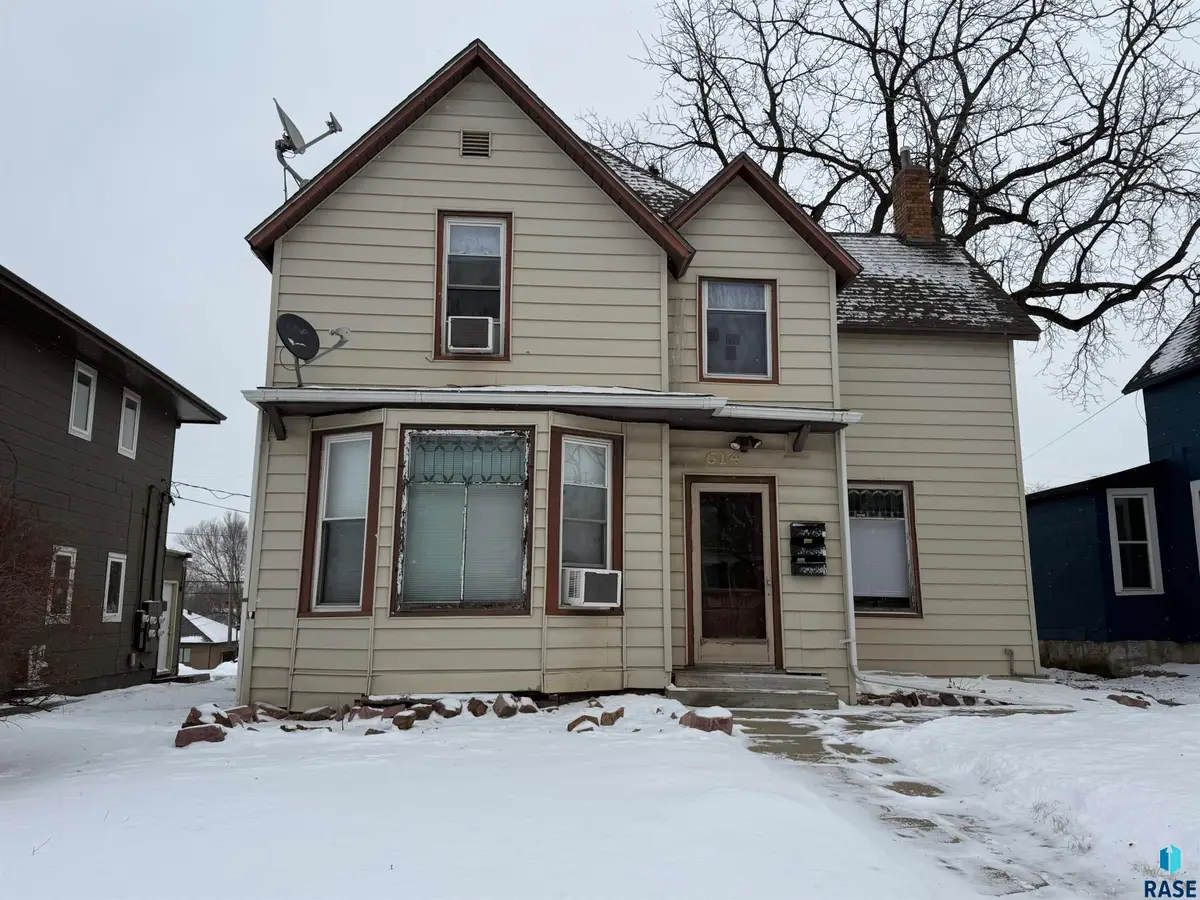 614 S 2nd Ave, Sioux Falls, SD 57104 - Image #1