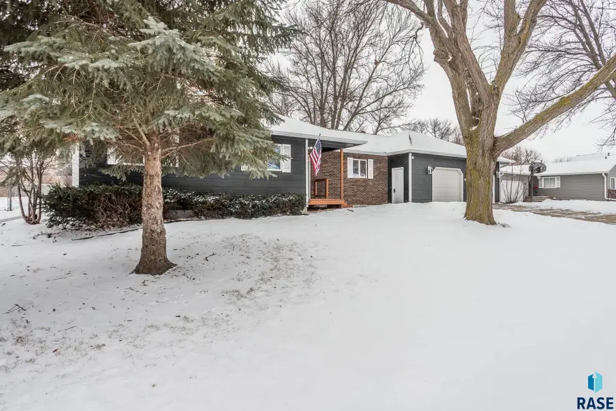 6101 W Sioux K Ct, Sioux Falls, SD 57106 - Image #3