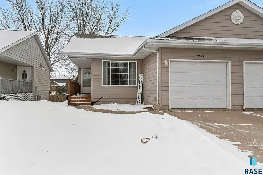 4924 S Dunlap Ct, Sioux Falls, SD 57106 - Image #3
