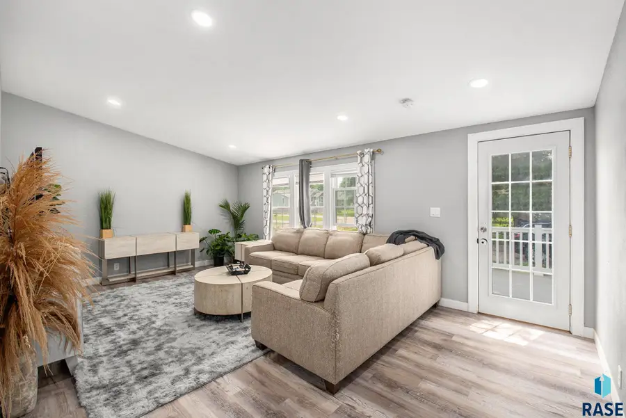 3131 N Jessica Ave, Sioux Falls, SD 57104 - Image #3