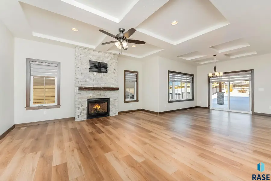 7921 E Norway Pine Trl, Sioux Falls, SD 57110 - Image #2