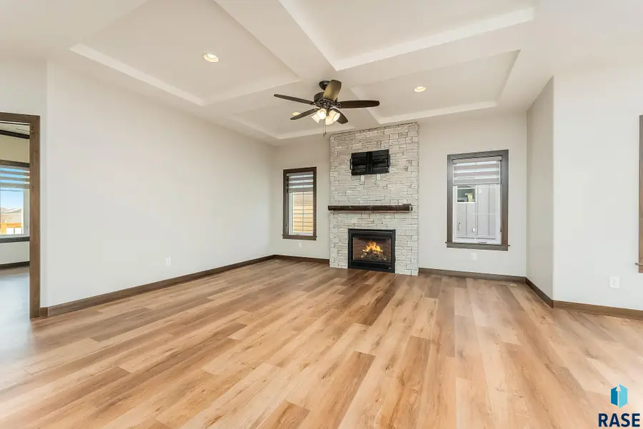 7921 E Norway Pine Trl, Sioux Falls, SD 57110 - Image #3