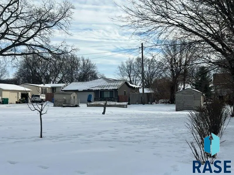 303 E Elm St, Harrisburg, SD 57032 - Image #1