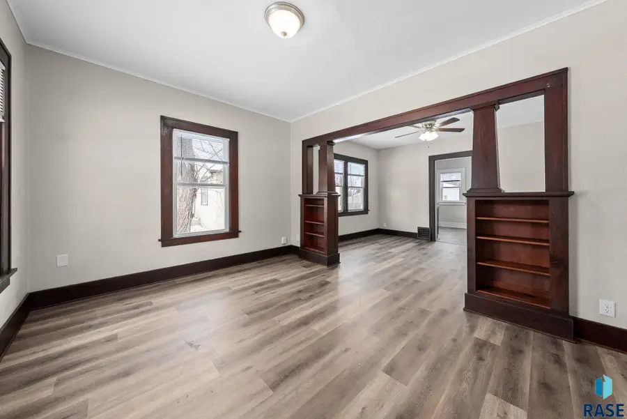 419 N Indiana Ave, Sioux Falls, SD 57103 - Image #2