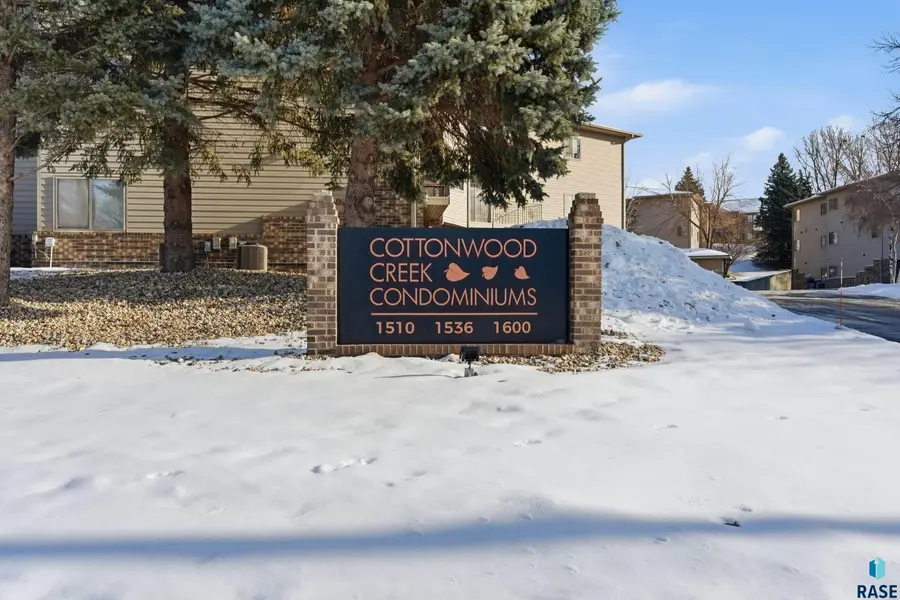 1536 S Southeastern Ave #205, Sioux Falls, SD 57103 - Image #2