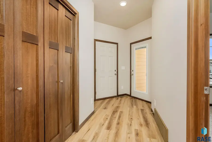 2312 E Brek St, Brandon, SD 57005 - Image #3