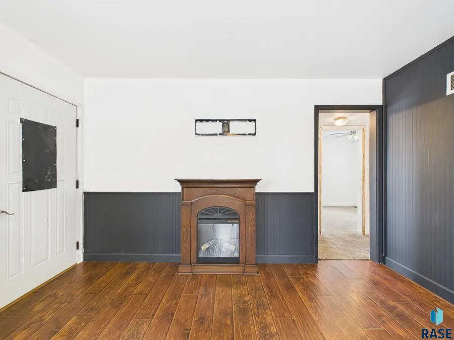 201 N Chicago Ave, Sioux Falls, SD 57103 - Image #3