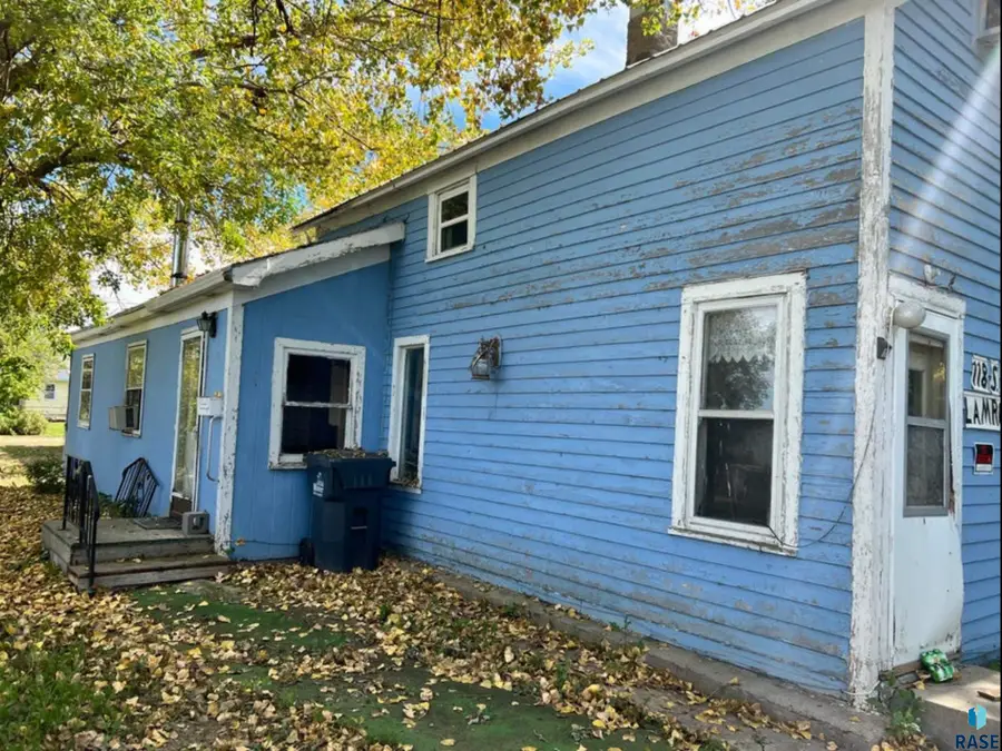 118 N Lamro St, Winner, SD 57580 - Image #2