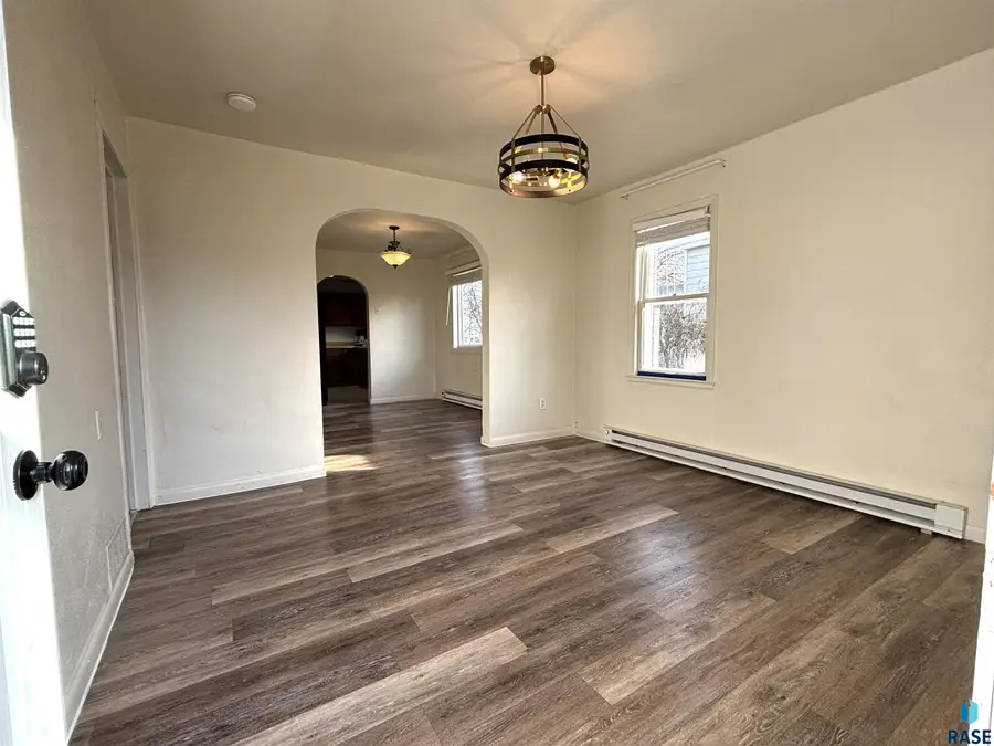 724 W 1st Ave, Miller, SD 57362 - Image #3