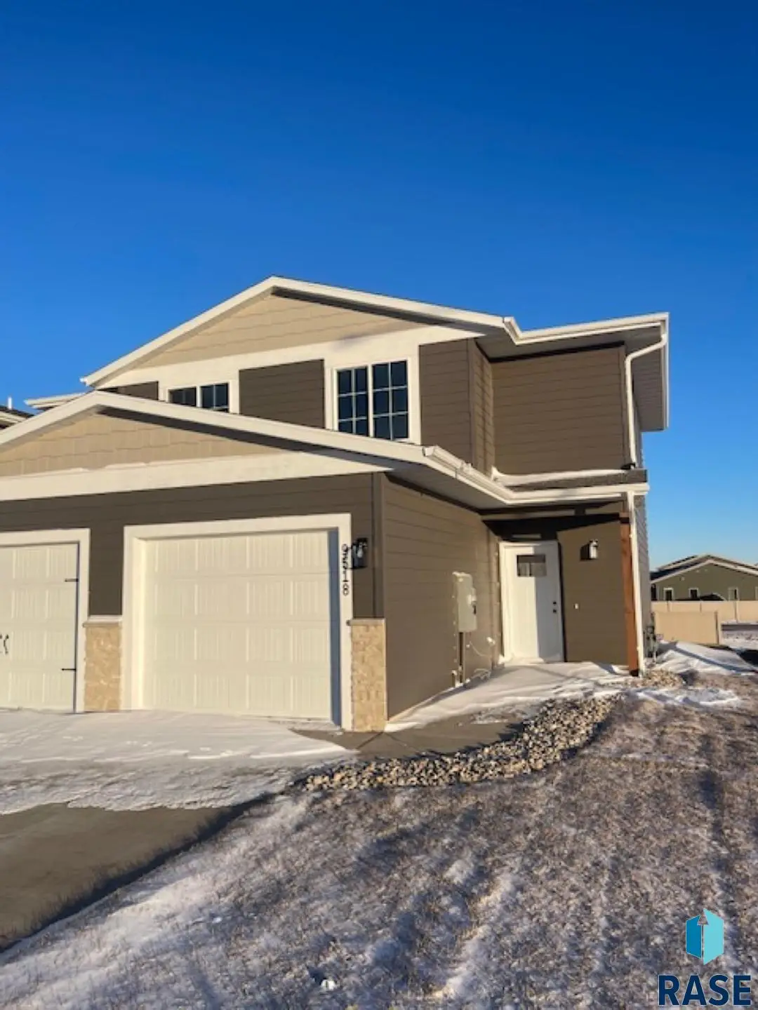 9518 W Tunis Dr, Sioux Falls, SD 57106 - Image #1