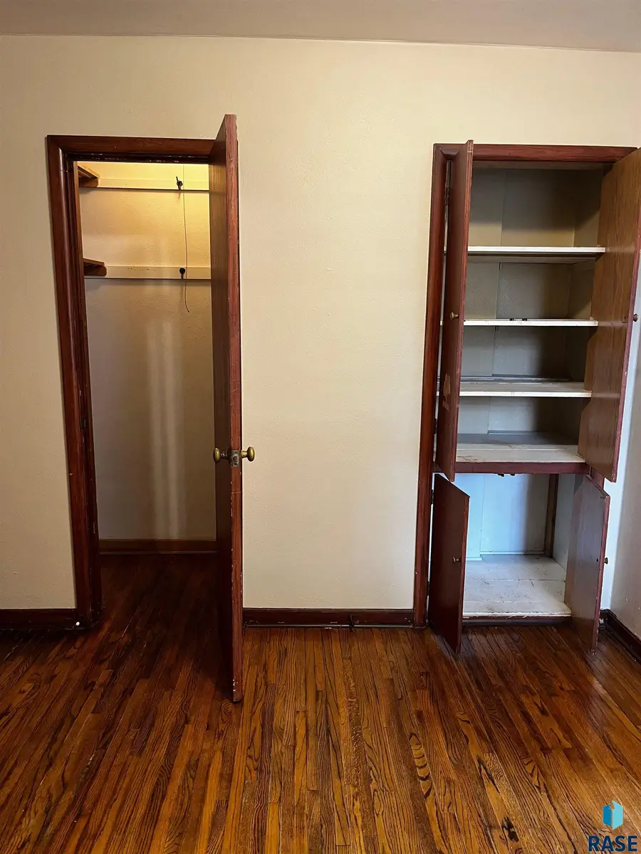 608 S Walts Ave, Sioux Falls, SD 57104 - Image #2