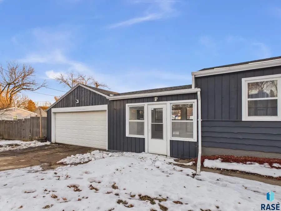 2900 Prairie Ave Ave, Sioux Falls, SD 57105 - Image #3