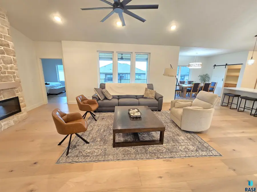 8412 E Spearfish Ct, Sioux Falls, SD 57110 - #3