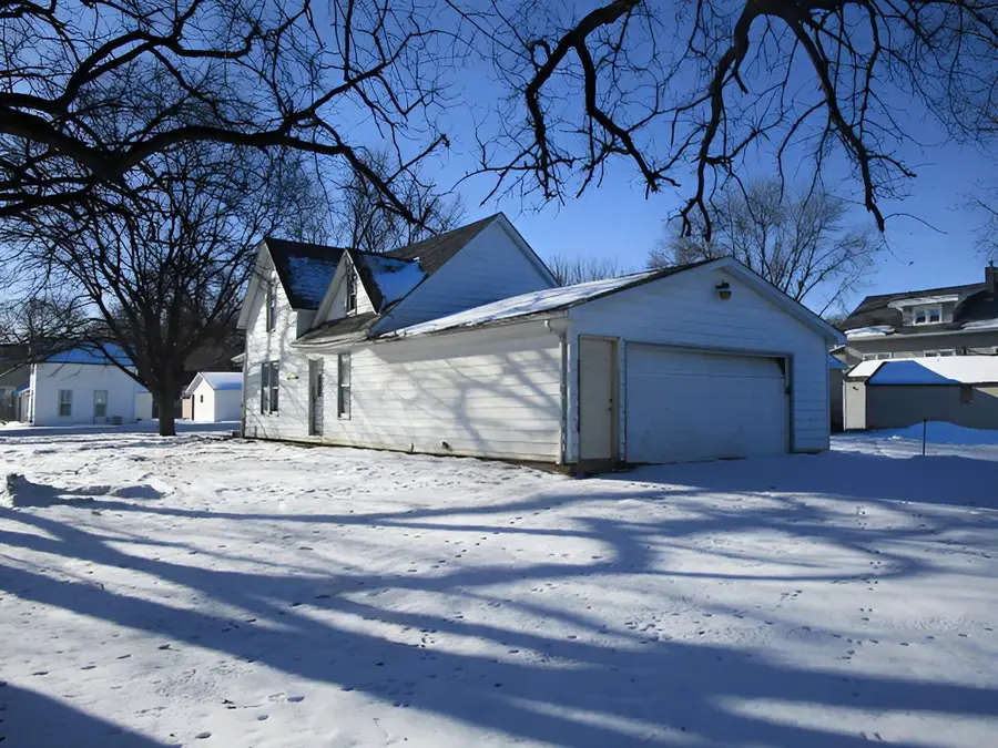304 N Bartlett St, Canton, SD 57013 - Image #3