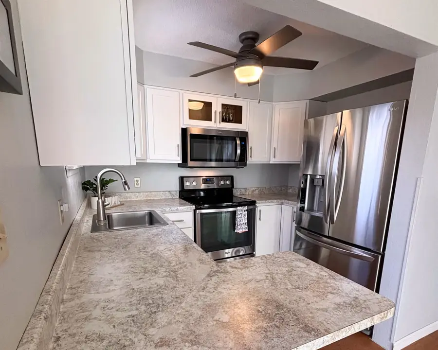 1900 S 7th Ave, Sioux Falls, SD 57105 - Image #3