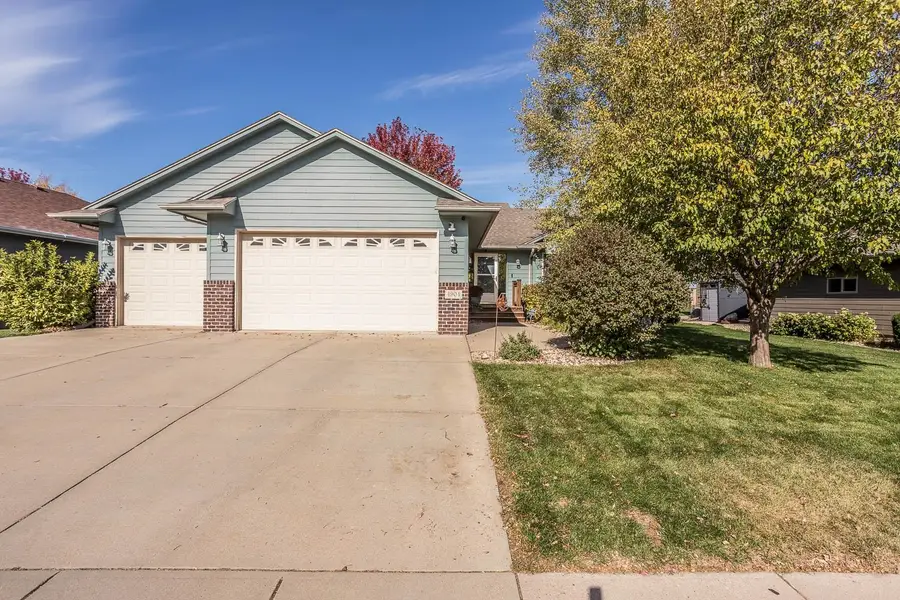 4904 E Tiger Lilly St, Sioux Falls, SD 57110 - Image #2