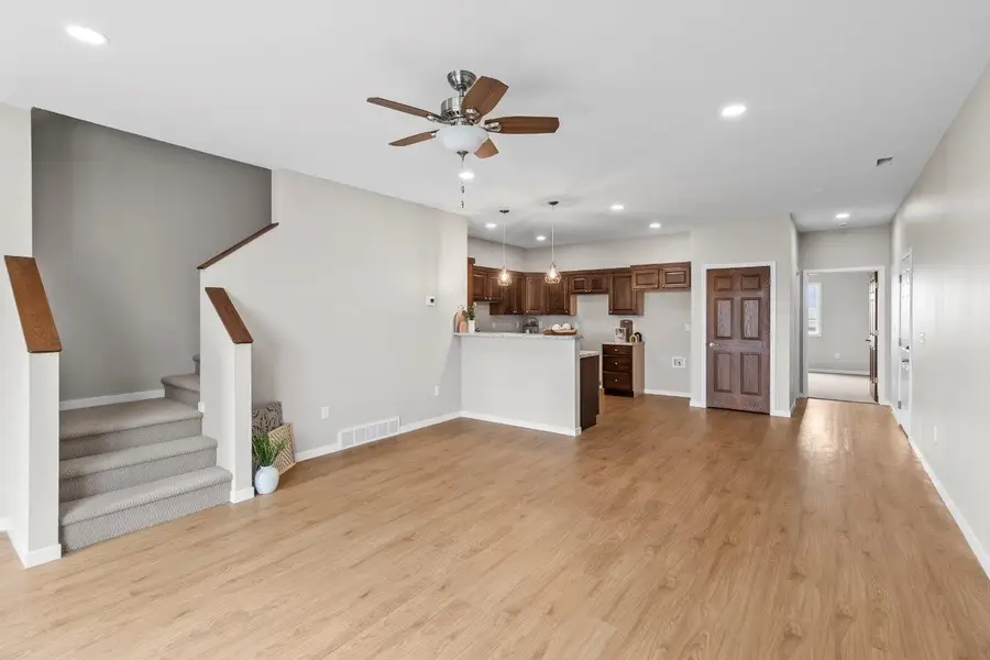 220 Ivy Ln, Crooks, SD 57020 - Image #2