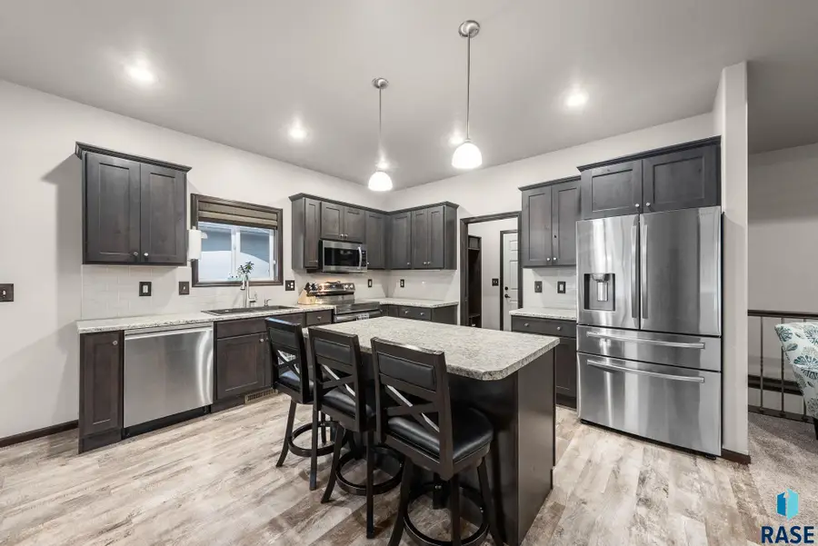 6341 S Badlands Ct, Sioux Falls, SD 57108 - #3