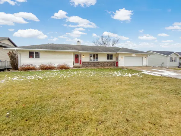 505 Sunrise St, Garretson, SD 57030