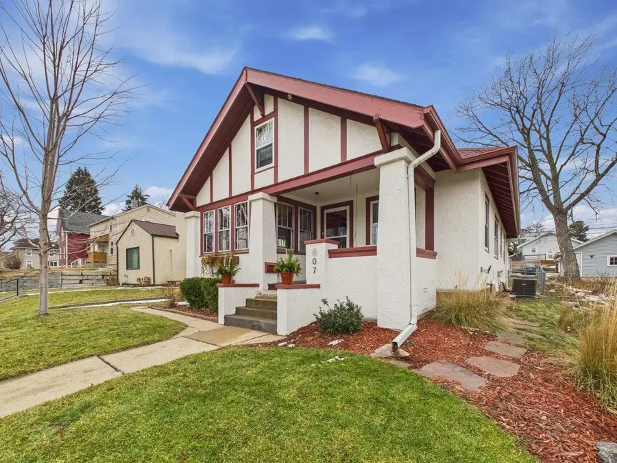 607 S Menlo Ave, Sioux Falls, SD 57104 - Image #3