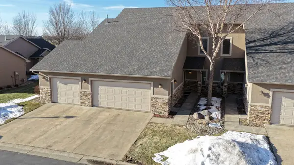 6405 S Vintage Pl, Sioux Falls, SD 57108