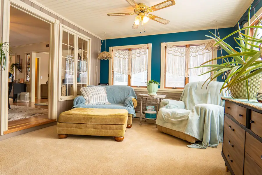 341 W Ash St, Canistota, SD 57012 - Image #3