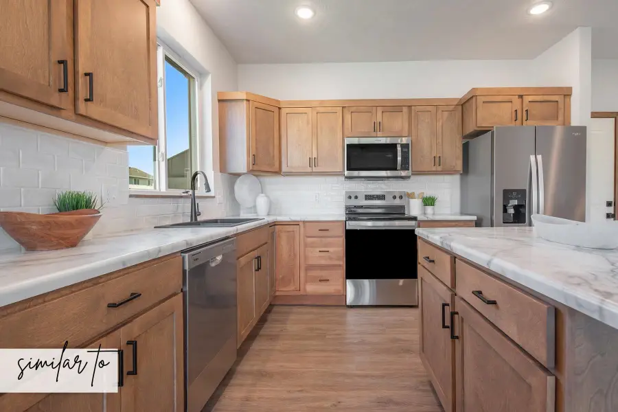 2702 S Broek Dr, Sioux Falls, SD 57106 - Image #3