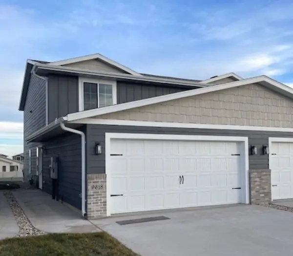 9618 W Tunis Dr, Sioux Falls, SD 57106