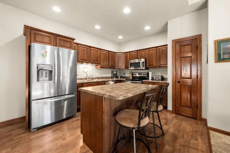 4330 W Shipton St, Sioux Falls, SD 57108 - Image #2