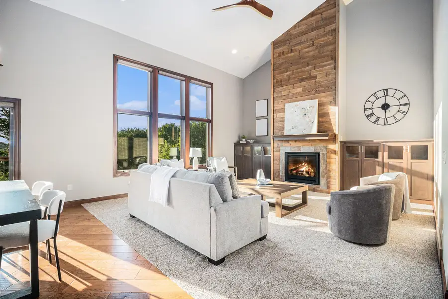 27217 Regal Ct, Sioux Falls, SD 57108 - Image #3