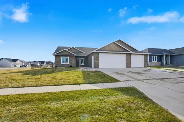 721 Highland St, Harrisburg, SD 57032