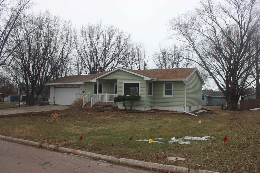 108 W Alton Ave, Flandreau, SD 57028 - Image #3
