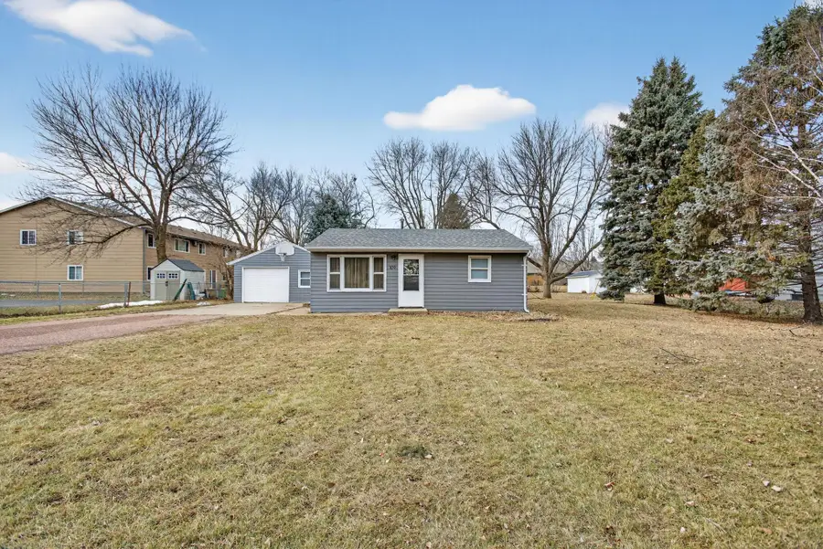 109 S Columbia St, Harrisburg, SD 57032 - Image #3