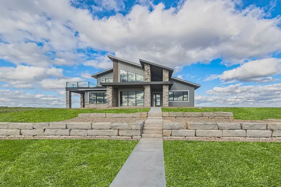6776 Zimmermann Dr, Wentworth, SD 57075 - Image #2