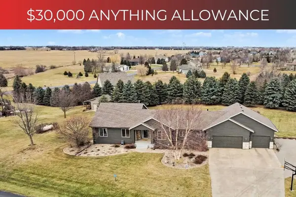 47862 Atterbury Ct, Harrisburg, SD 57032