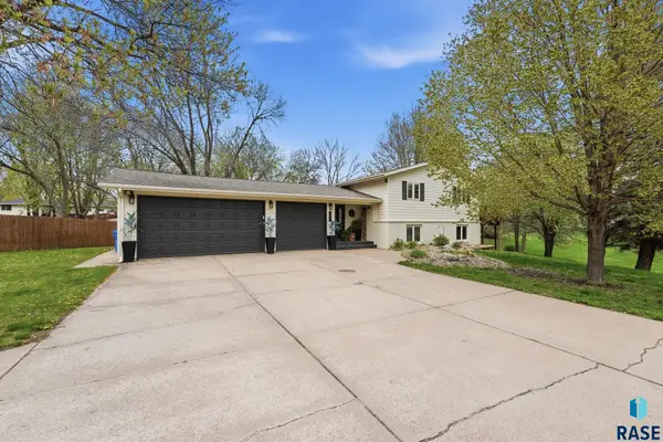 609 S Splitrock Blvd, Brandon, SD 57005