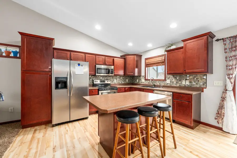 105 Dakota Cir, Valley Springs, SD 57068 - Image #3