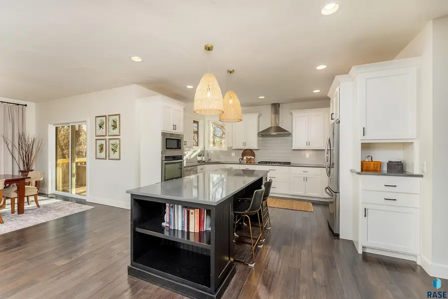 9004 E Black Walnut Cir, Sioux Falls, SD 57110 - #3