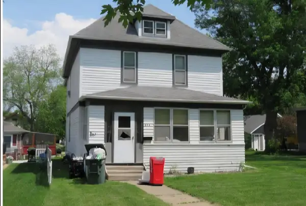 614 N Estey St, Luverne, MN 56156