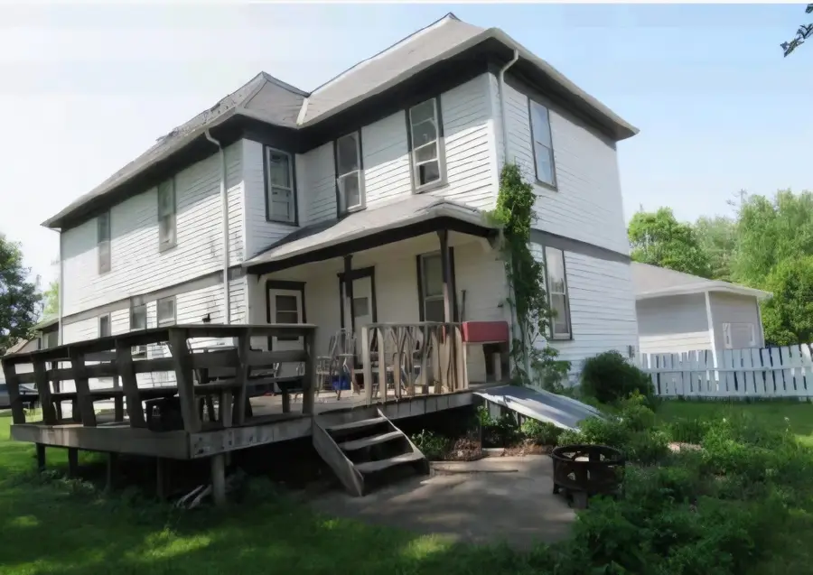 614 N Estey St, Luverne, MN 56156 - Image #2