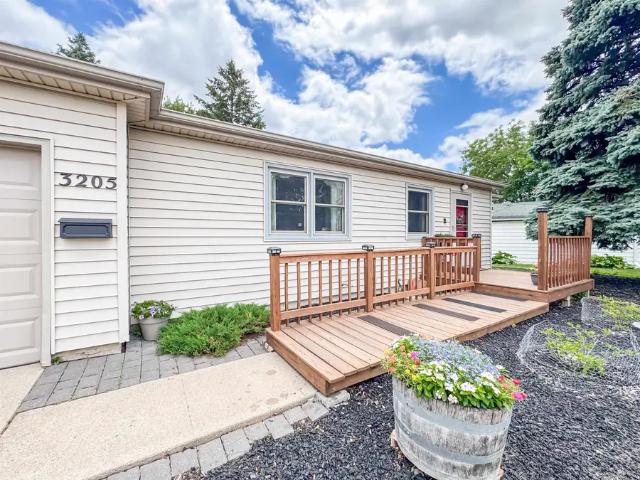 3205 E 18th St, Sioux Falls, SD 57103 - Image #2